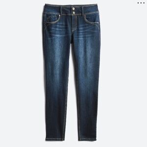 1822 Denim Dex Double Button Skinny Jean